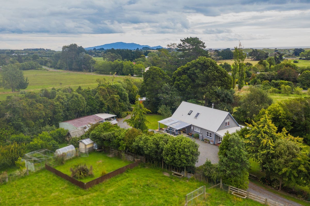 154 Gear Road, Te Horo - Carousel 2