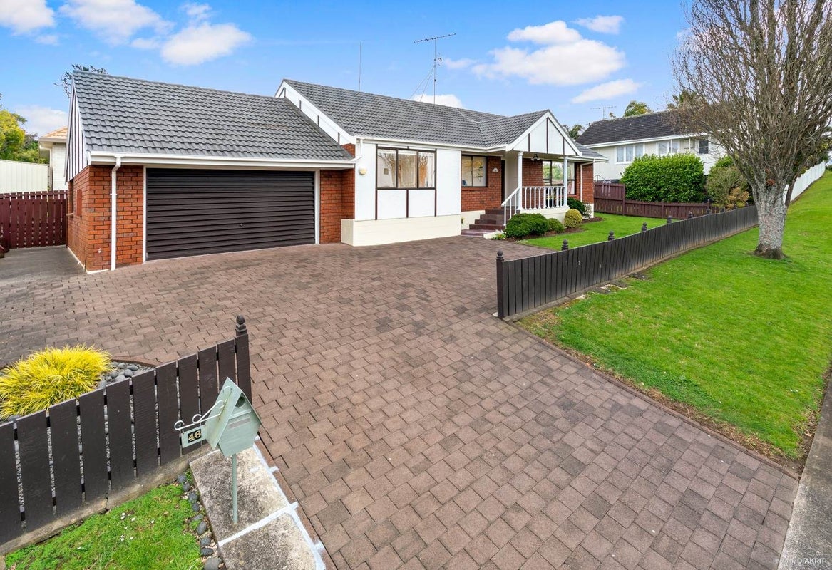 46 Glenfern Road, Mellons Bay, Auckland - Carousel 2