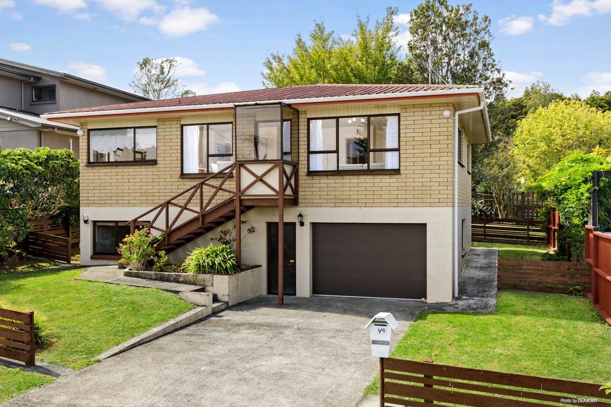 72 Roose Rise, Whangarei - Carousel 1
