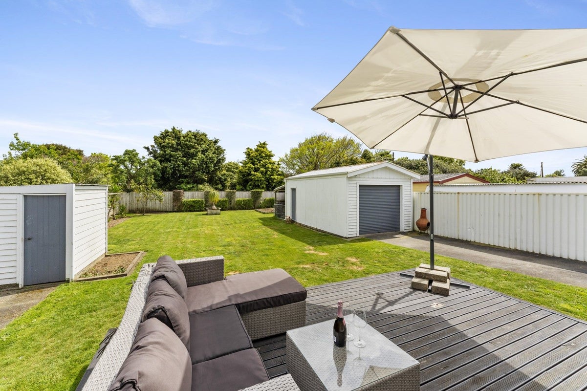 57 Manson Street, Terrace End, Palmerston North - Carousel 2