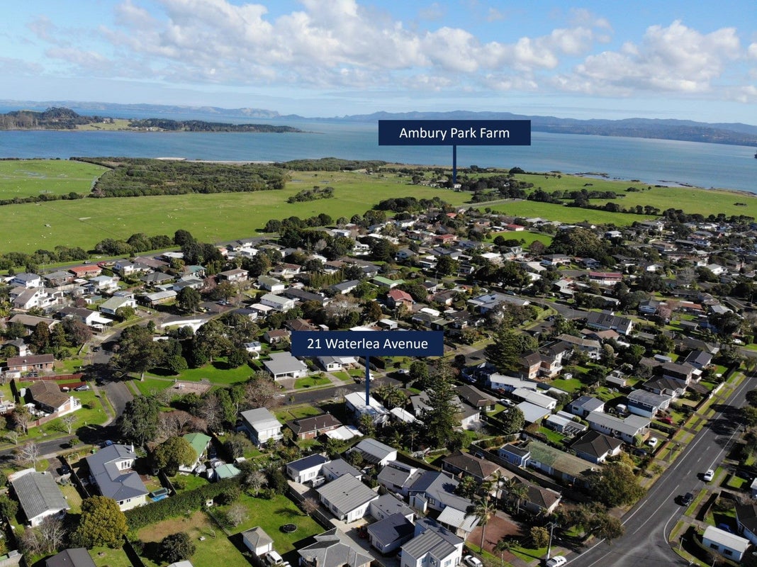 21 Waterlea Ave, Mangere Bridge, Manukau - Carousel 2