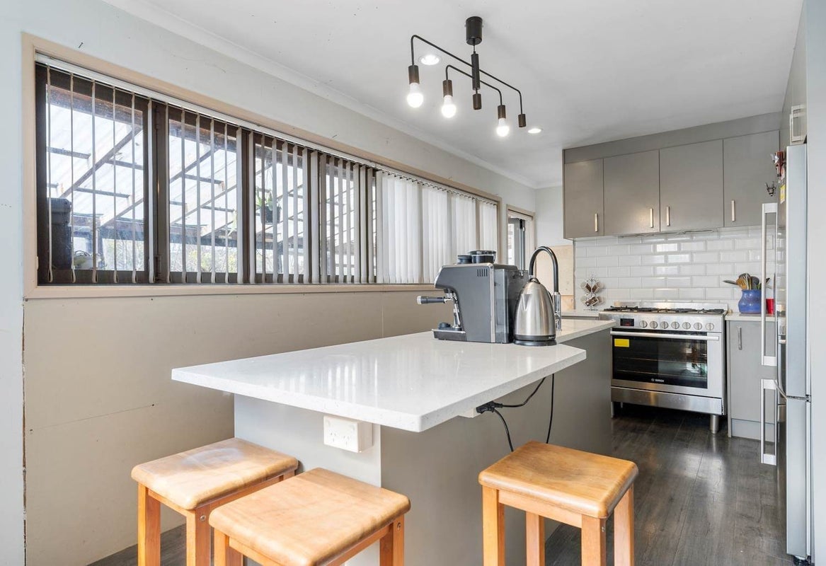 324 Bucklands Beach Road, Bucklands Beach, Auckland - Carousel 2