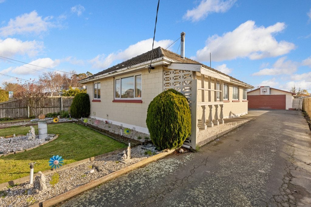 169 Gilberthorpes Road, Hei Hei, Christchurch - Carousel 2