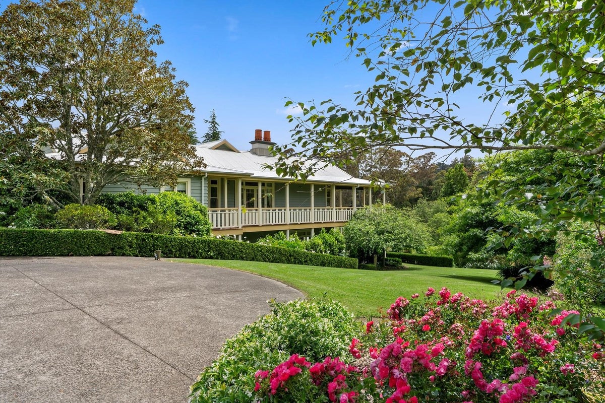 3 Daphne Harden Lane, Paremoremo, Auckland - Carousel 36