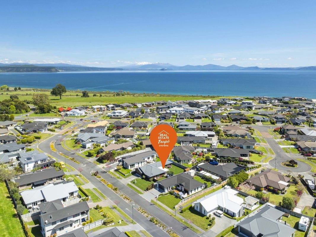 136 Victory Drive, Wharewaka, Taupo, Waikato - Carousel 1