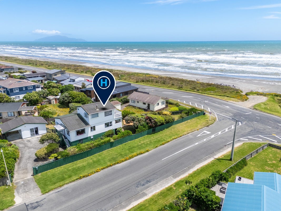 1 Karaka Street, Otaki Beach, Otaki - Carousel 1