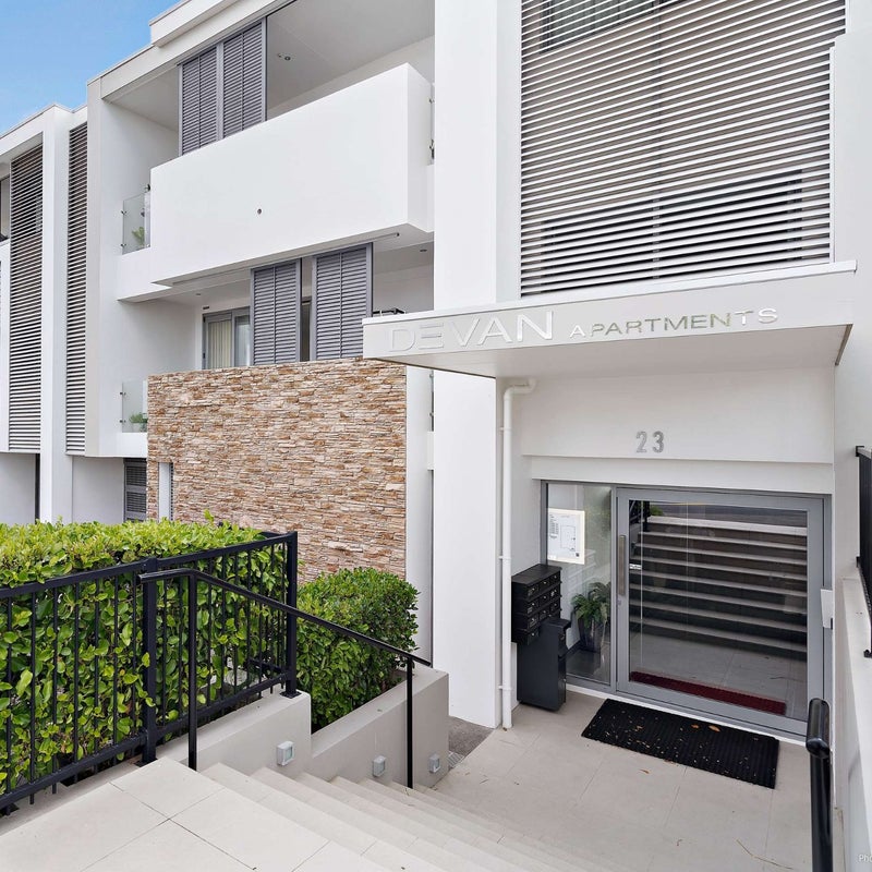 7/23 Wellington Street, Howick, Auckland - Carousel 2