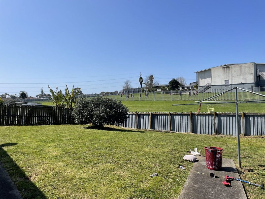 24 Vetori Place, Clover Park, Auckland - Carousel 5