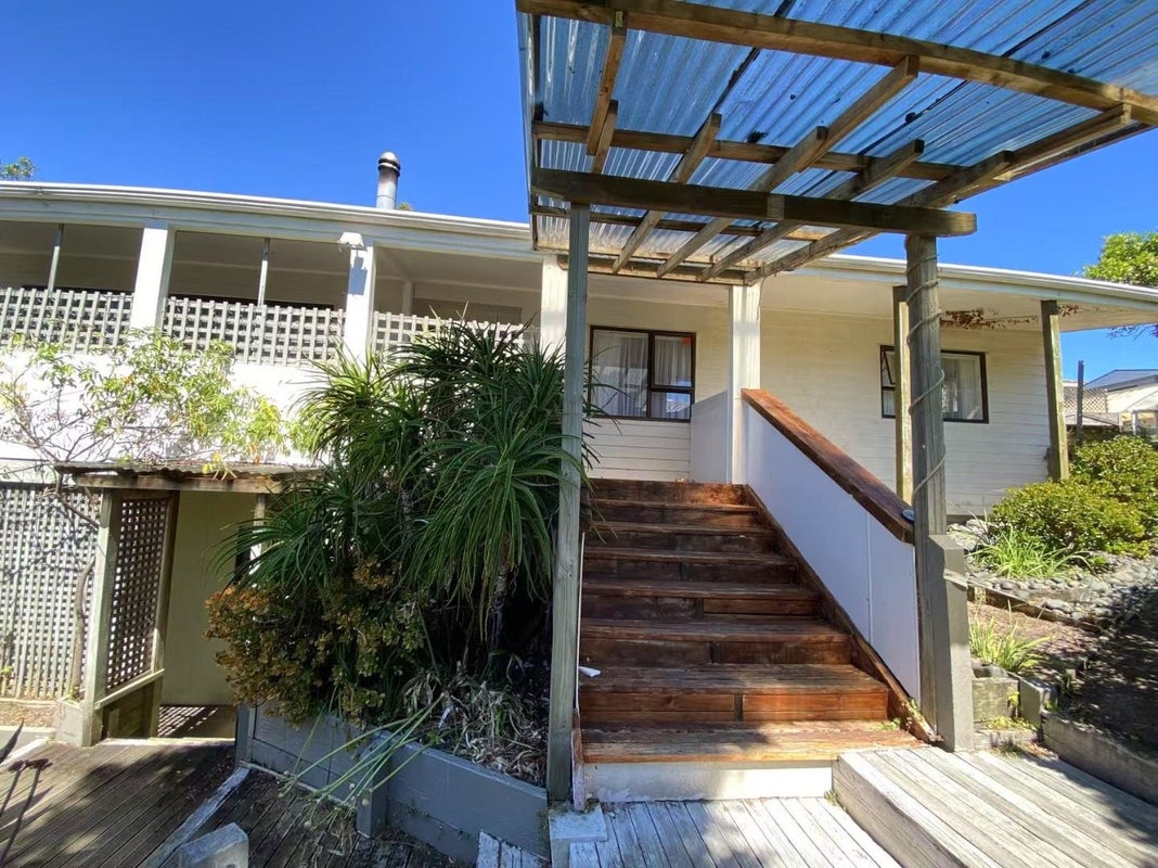60 Vintage Drive, Henderson, Auckland - Carousel 1