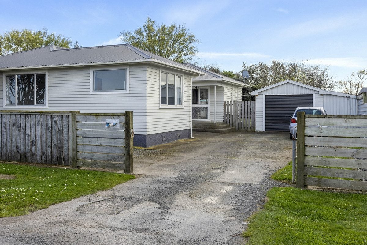 13 Albert Street, Hawera - Carousel 2
