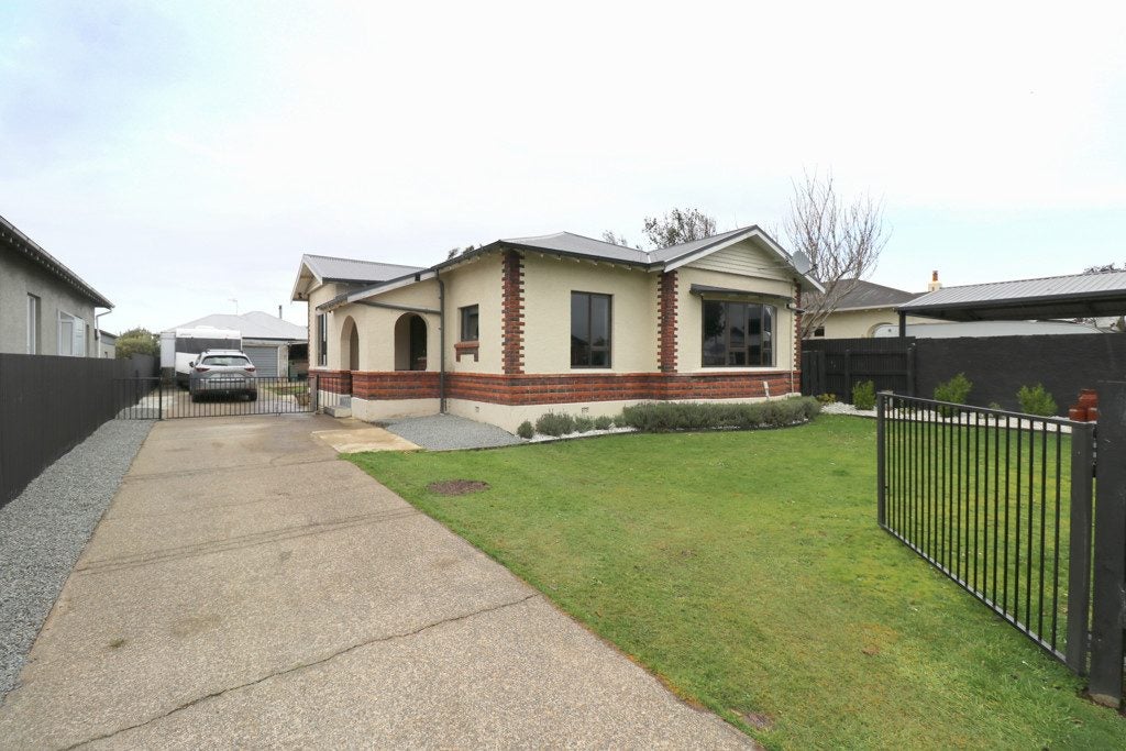 11 Robertson Street, Richmond, Invercargill - Carousel 1