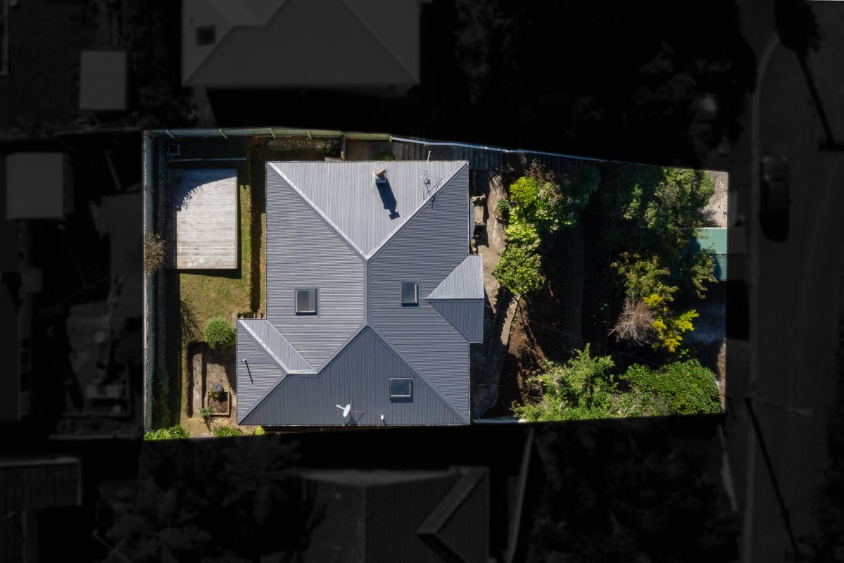 9 Wavell Street, Karori, Wellington - Carousel 22