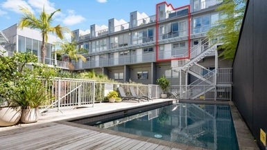 2N/10 Beaumont Street, Freemans Bay, Auckland - Carousel 1