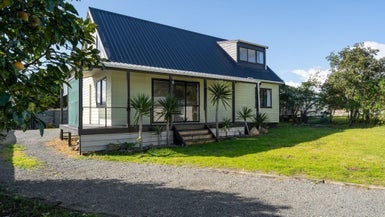 45 Toi Street, Otaki Beach, Otaki - Carousel 1