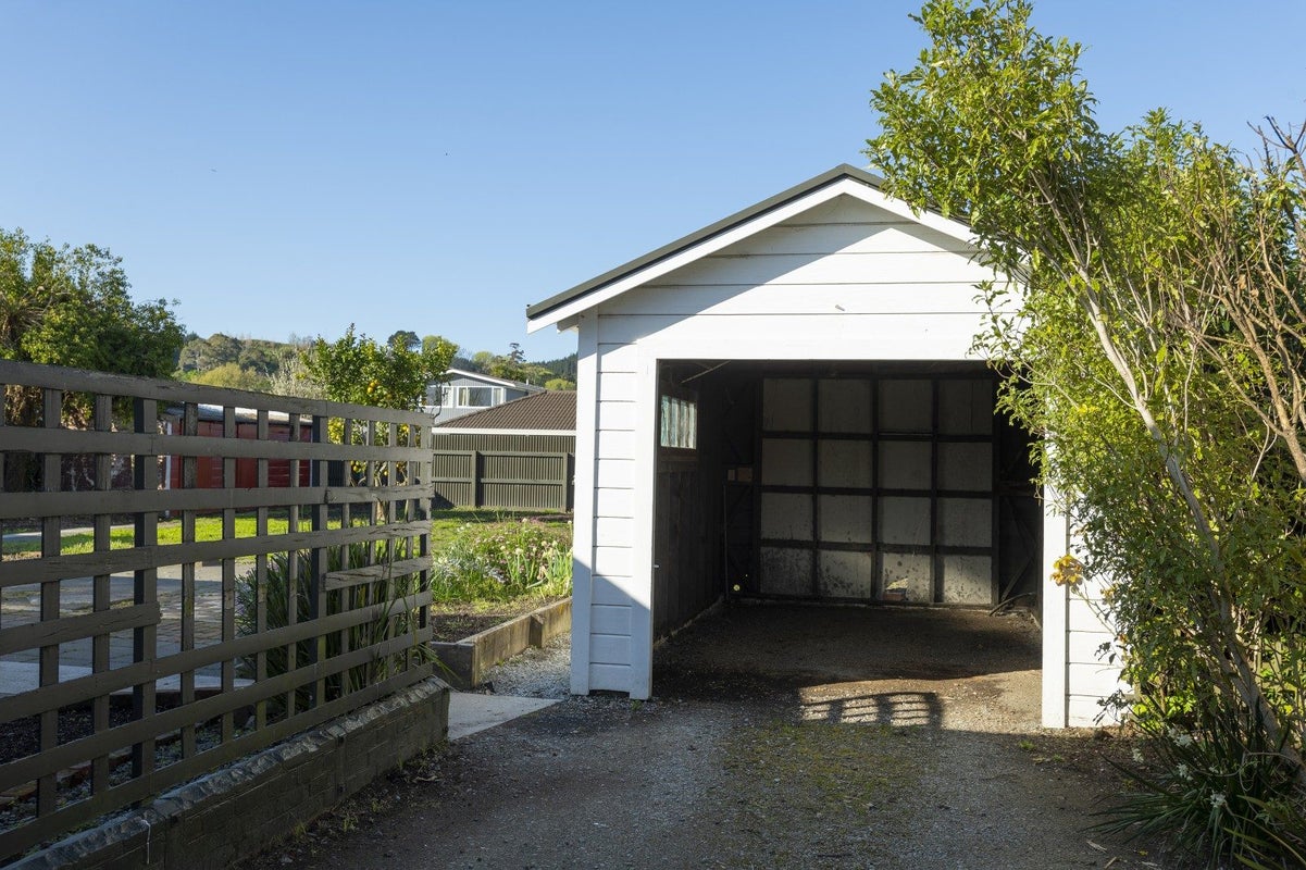 73 Ormond Road, Whataupoko, Gisborne - Carousel 50
