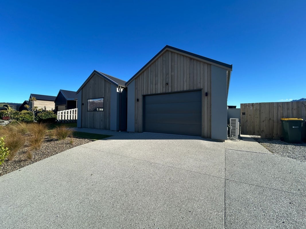 12 GLADBROOK STREET, Wanaka  - Carousel 1