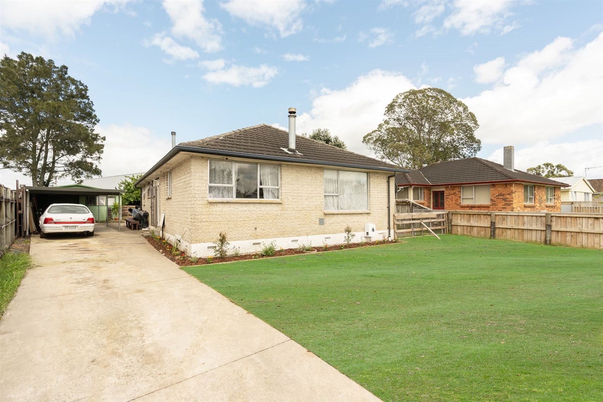 25 Jamieson Crescent, St Andrews, Hamilton - Carousel 14