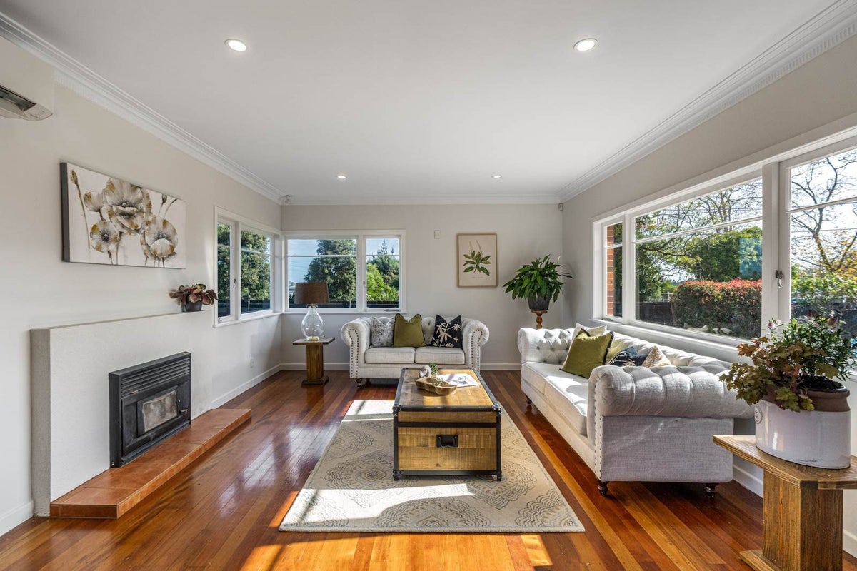 22 Cliff Road, Papakura, Papakura - Carousel 1