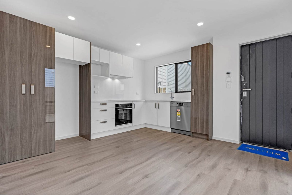 13 Matukutureia Lane, Manurewa, Auckland - Carousel 9