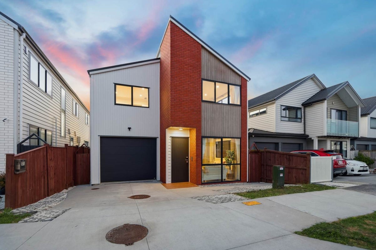 23 Ascent Street, Flat Bush, Manukau City, Auckland - Carousel 1