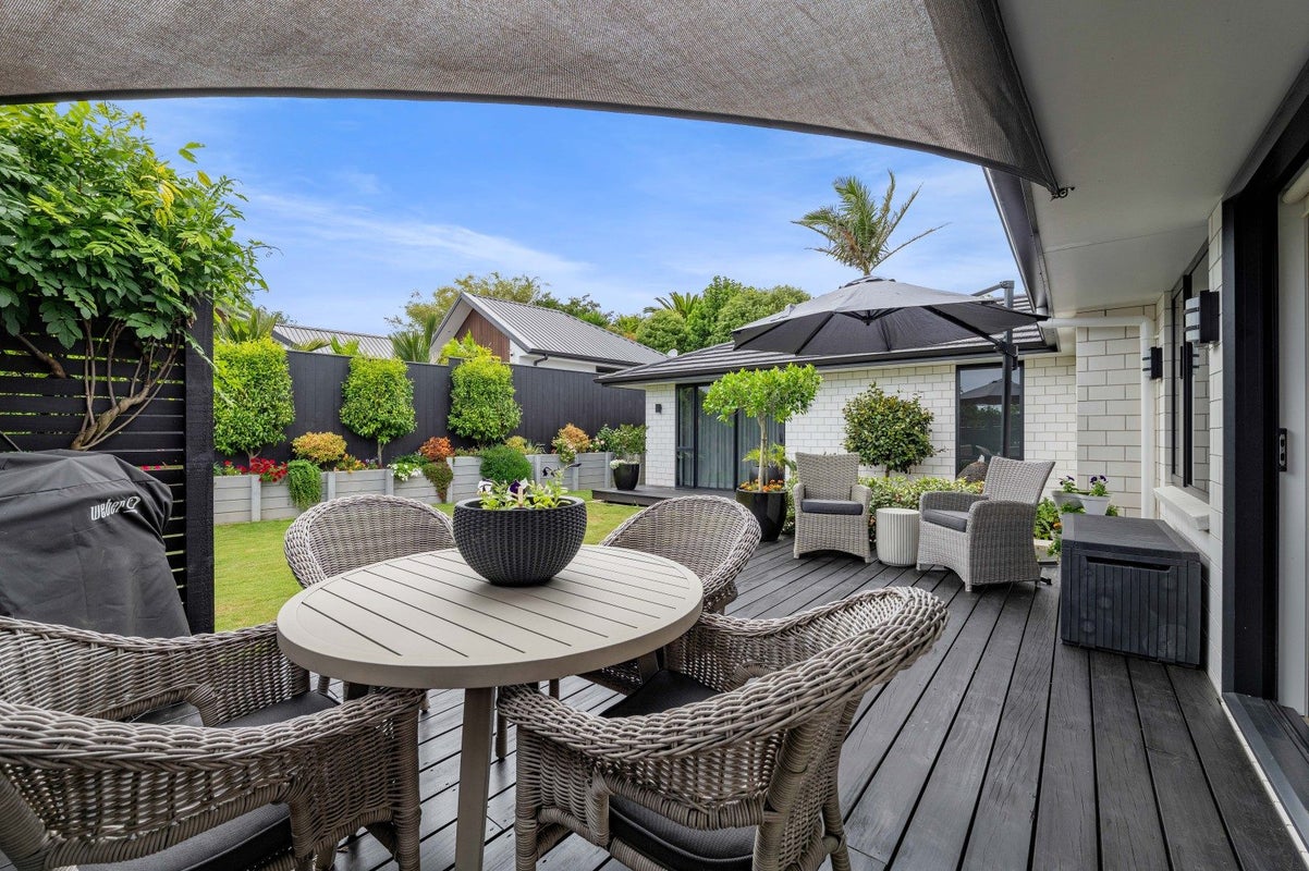 397A Tukapa Street, Hurdon, New Plymouth - Carousel 1