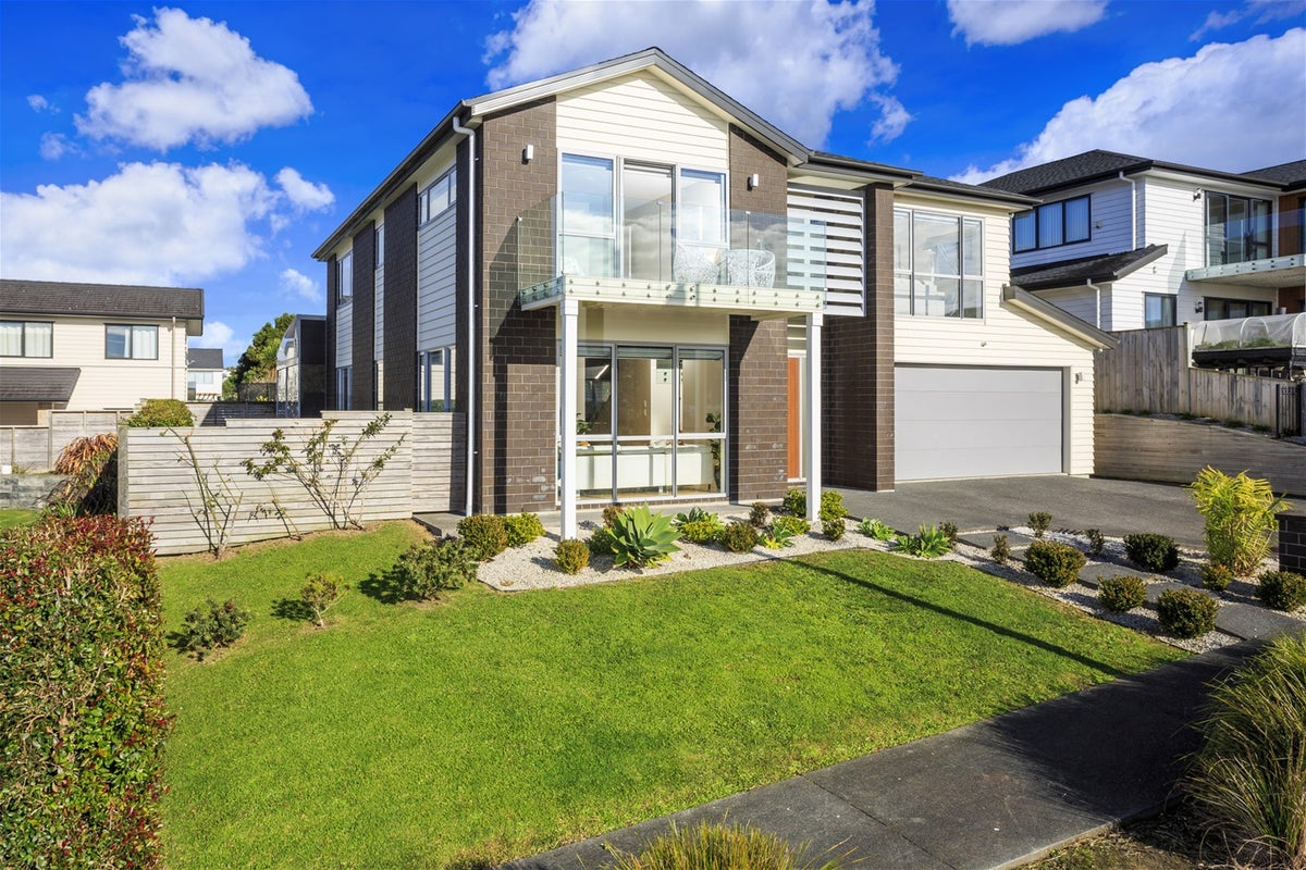 4 Greenlink Rise, Long Bay, Auckland - Carousel 1