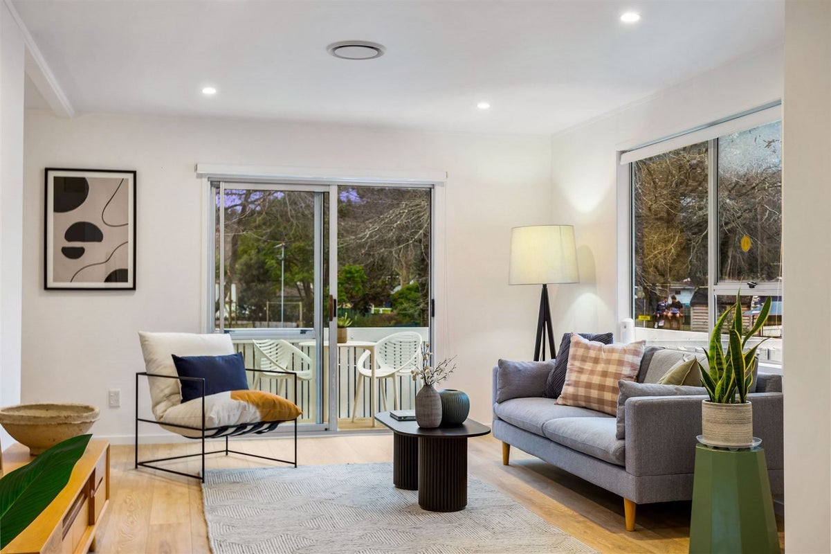 46 Redcrest Avenue, Red Hill, Papakura - Carousel 2