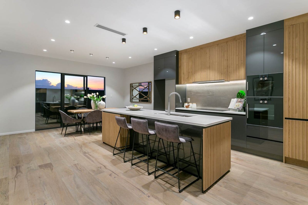 5 Kumukumu RD, Long Bay, Auckland - Carousel 1