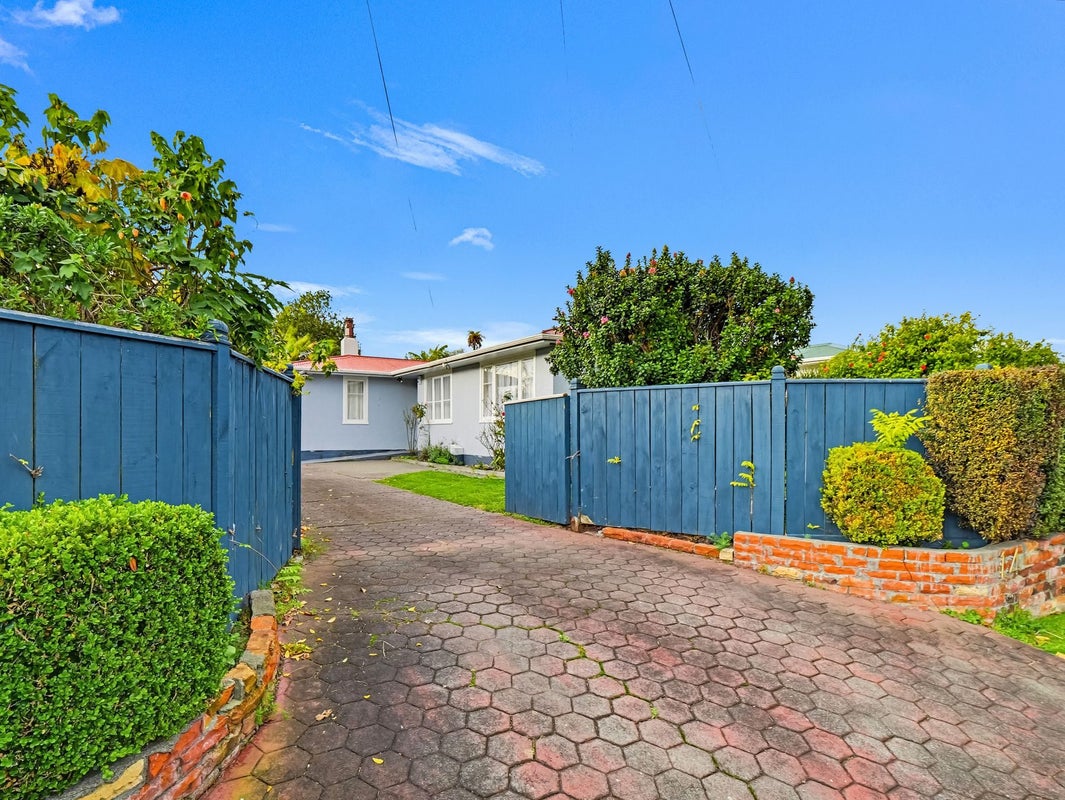 14 Camellia Avenue, Aramoho, Whanganui - Carousel 2