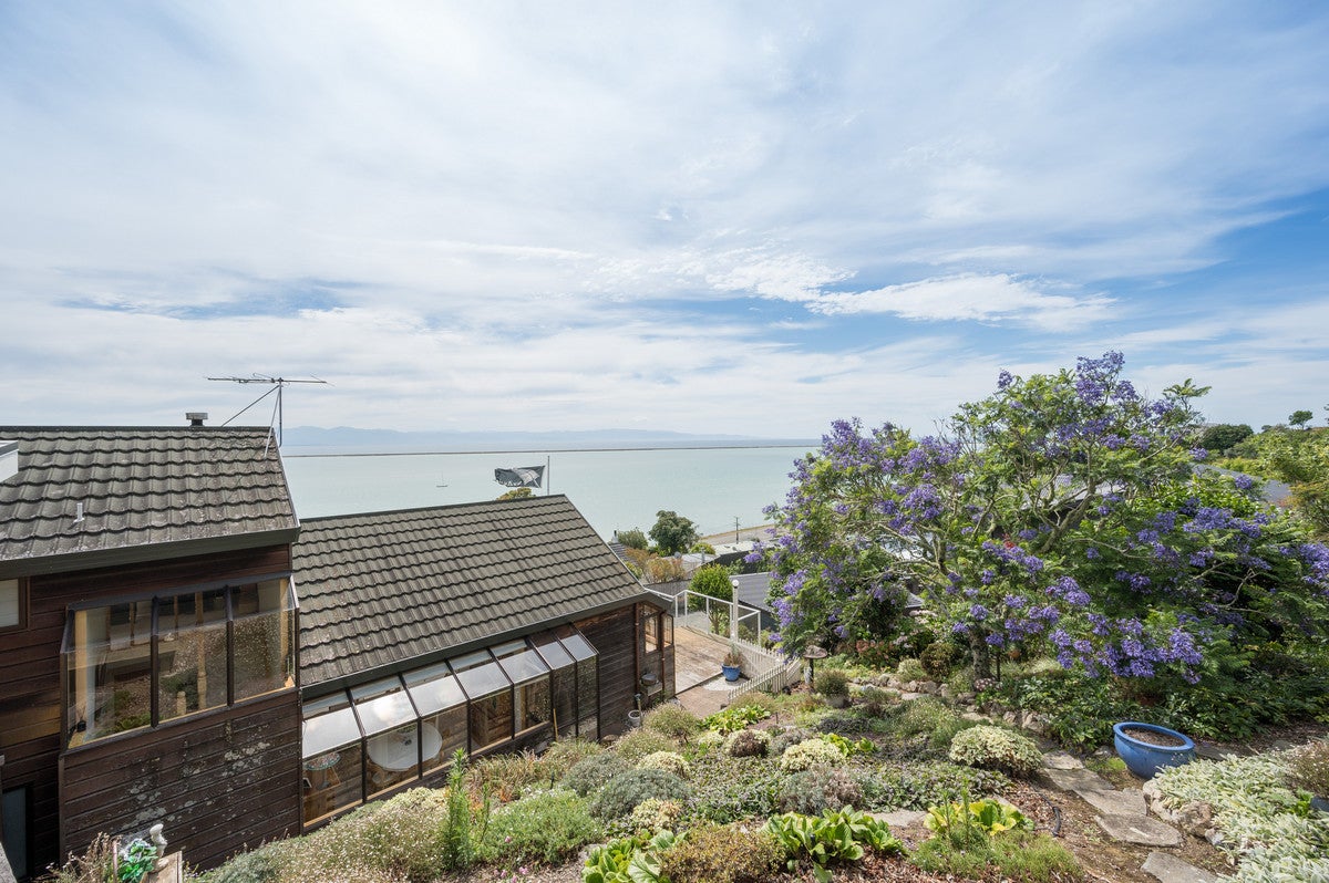 786 Atawhai Drive, Marybank, Nelson - Carousel 35