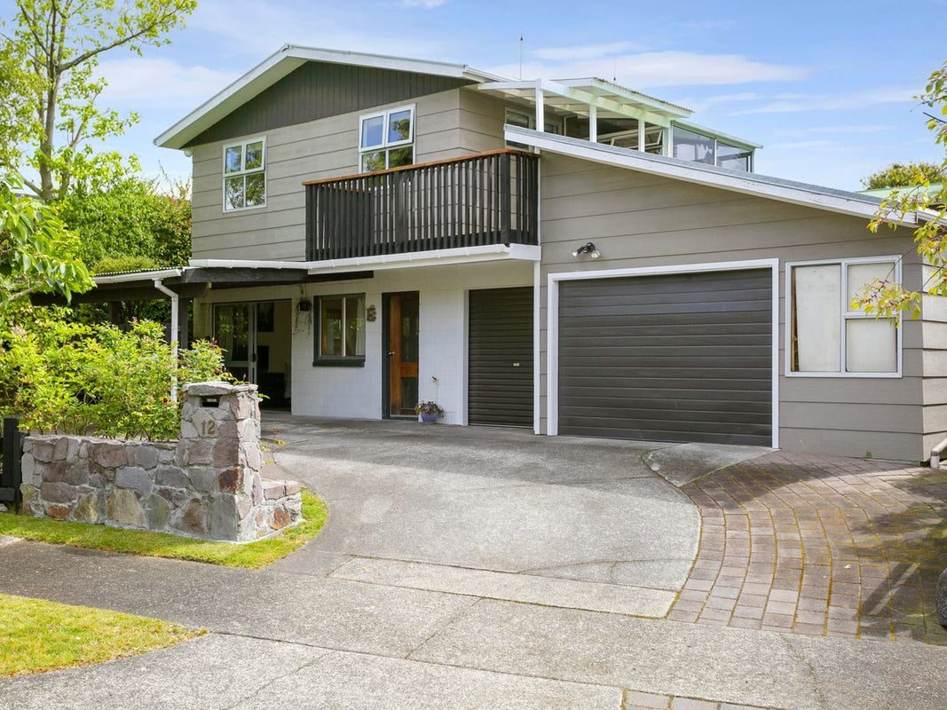 12 Green Place, Richmond Heights, Taupo - Carousel 1