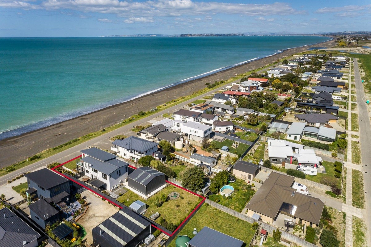 138 North Shore Road, Eskdale, Napier - Carousel 22