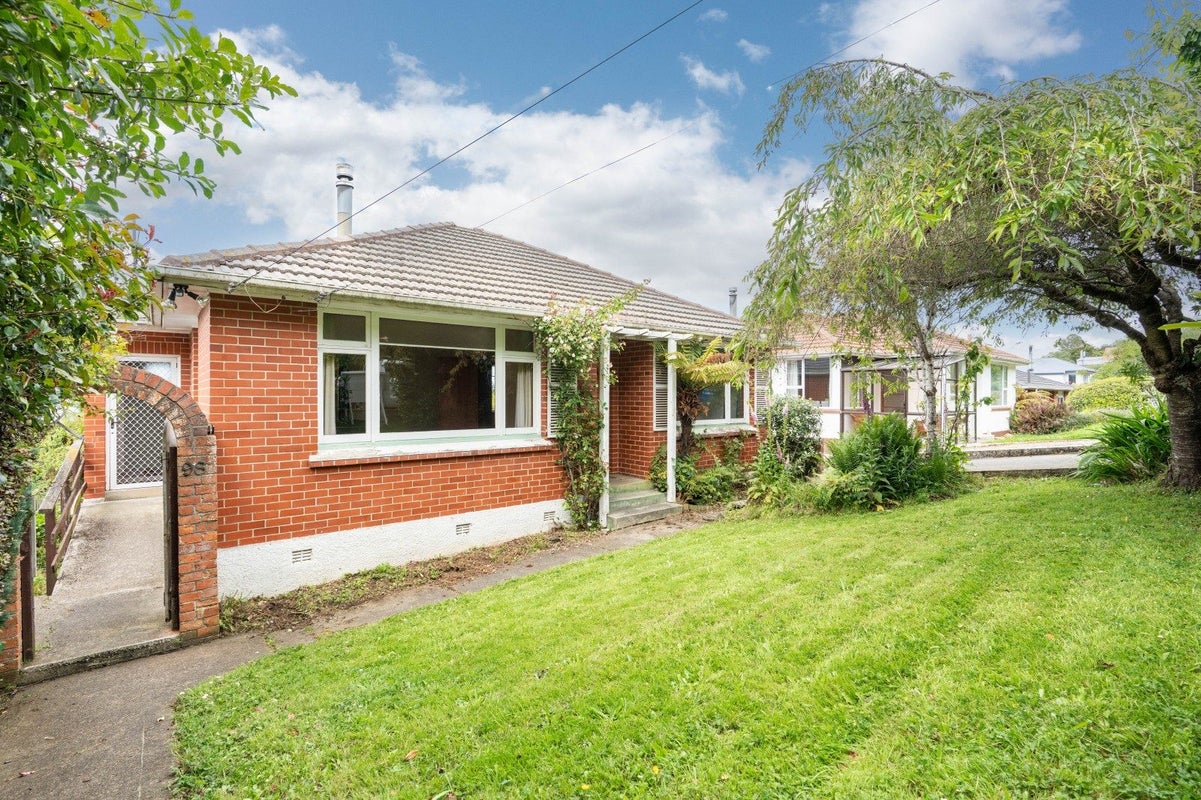 98 Helensburgh Road, Halfway Bush, Dunedin - Carousel 19