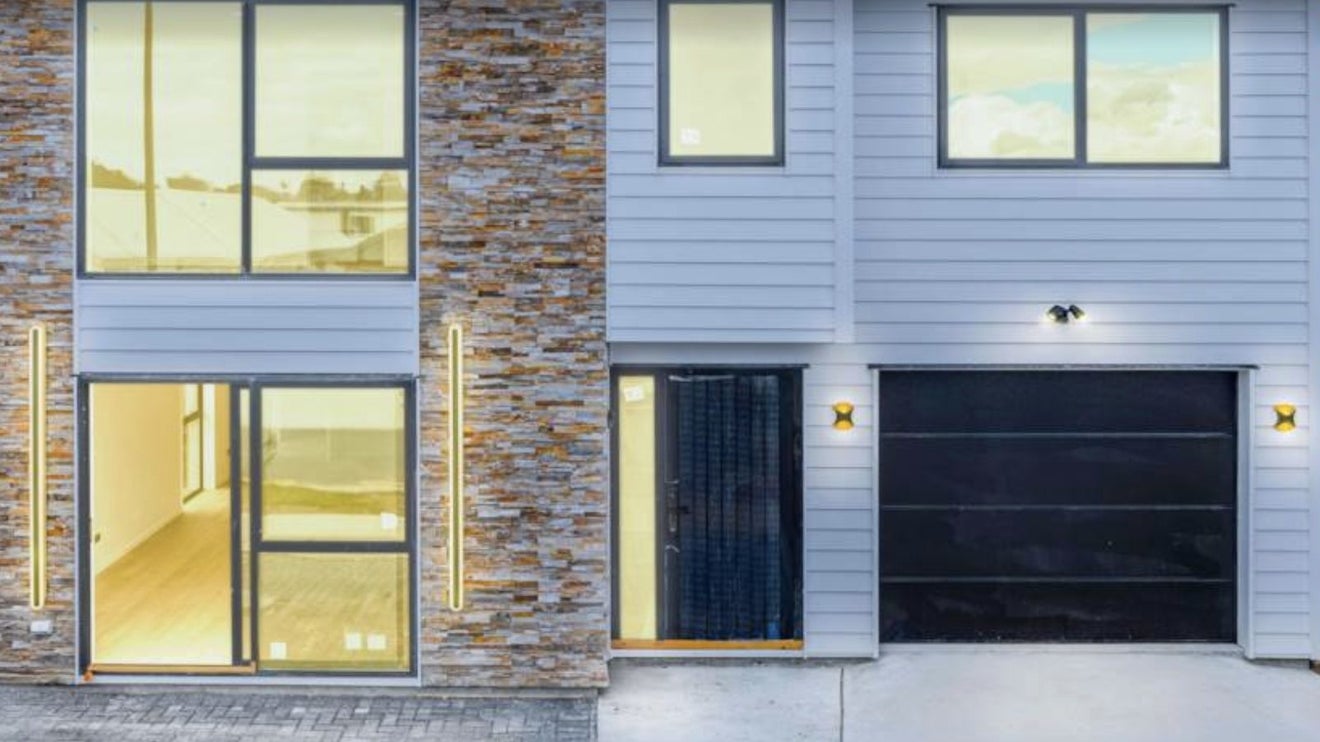 26 Bannockburn Road, Opaheke, Papakura - Carousel 1