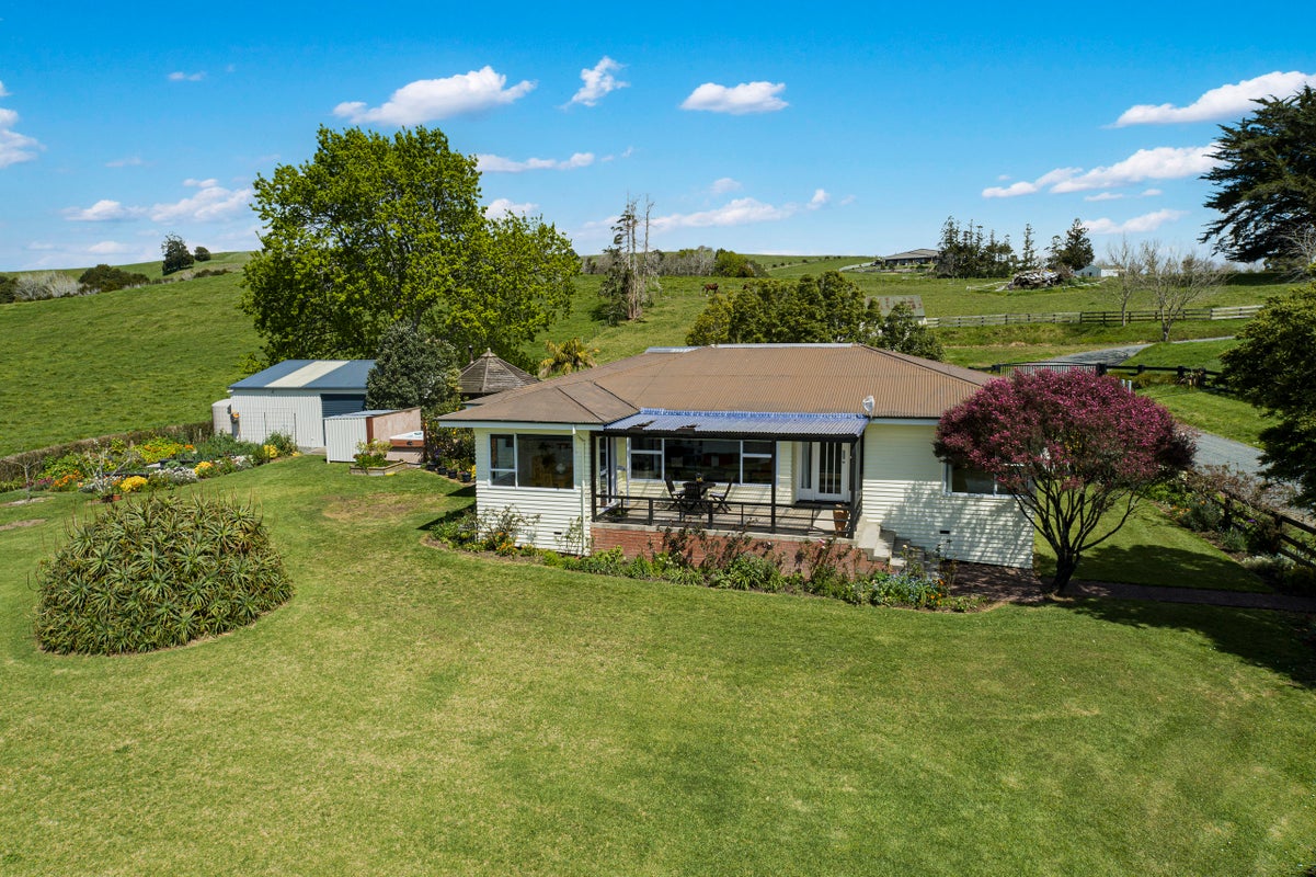639 Pipiwai Road, Whangarei - Carousel 1