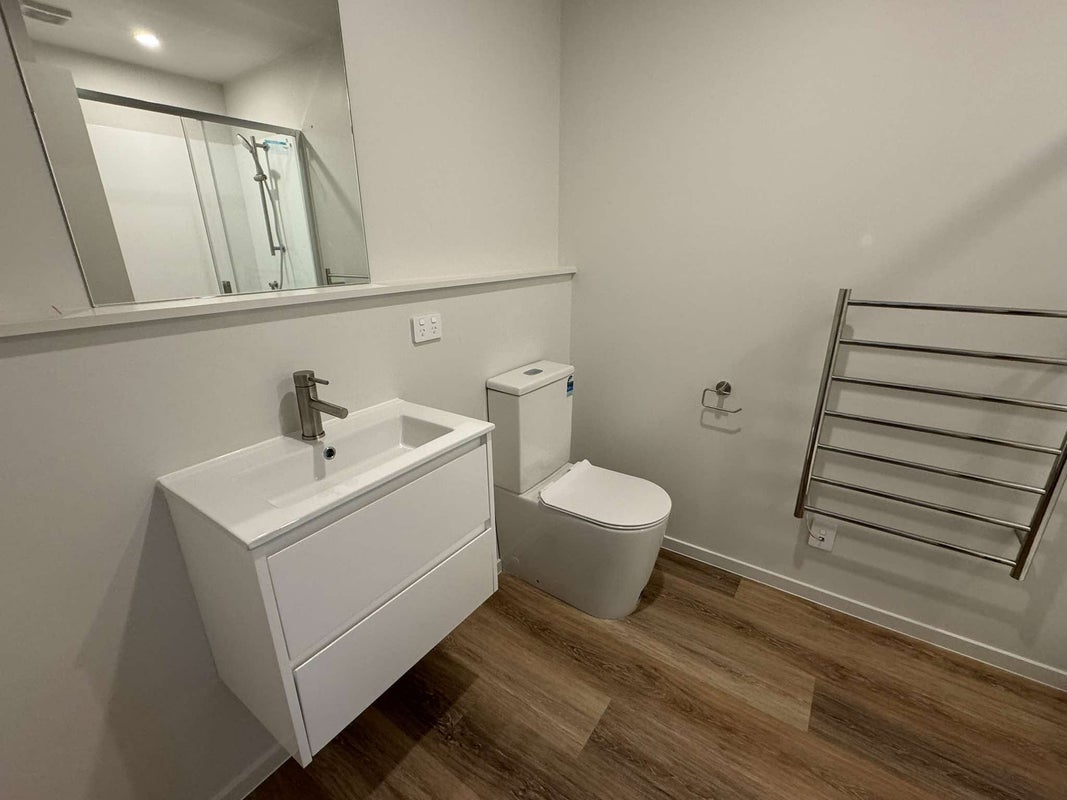 6/92 Cambridge Terrace, Waterloo, Lower Hutt - Carousel 5