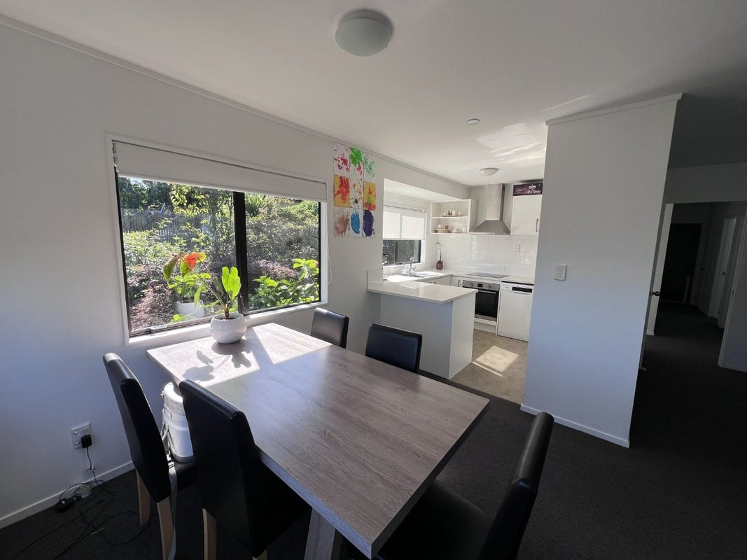 14 Royalty Rise, Red Beach, Whangaparāoa - Carousel 2