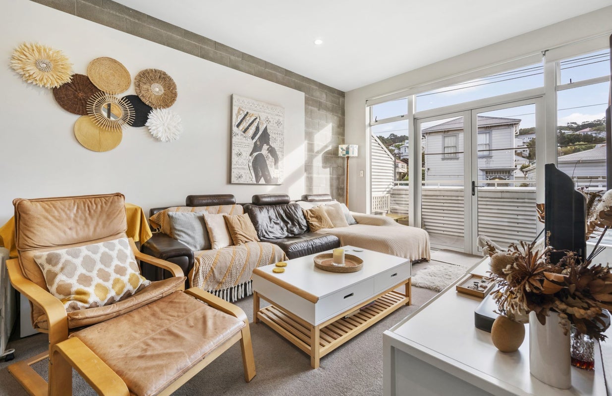 20/185 Tasman Street, Mount Cook, Wellington - Carousel 1
