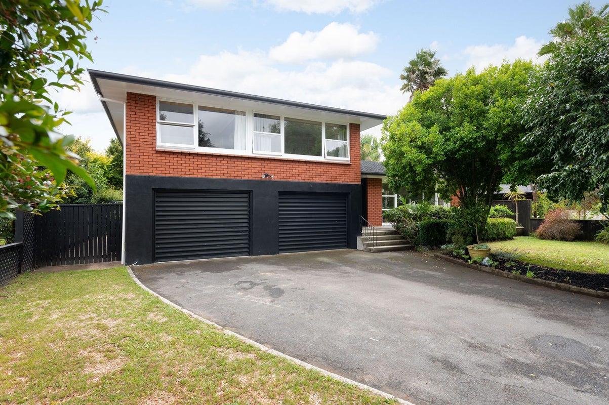 29 Samuel Place, Queenwood, Hamilton - Carousel 1