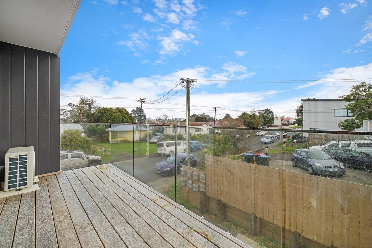 4/45 Heatherbank Street, Glen Innes, Auckland - Carousel 7