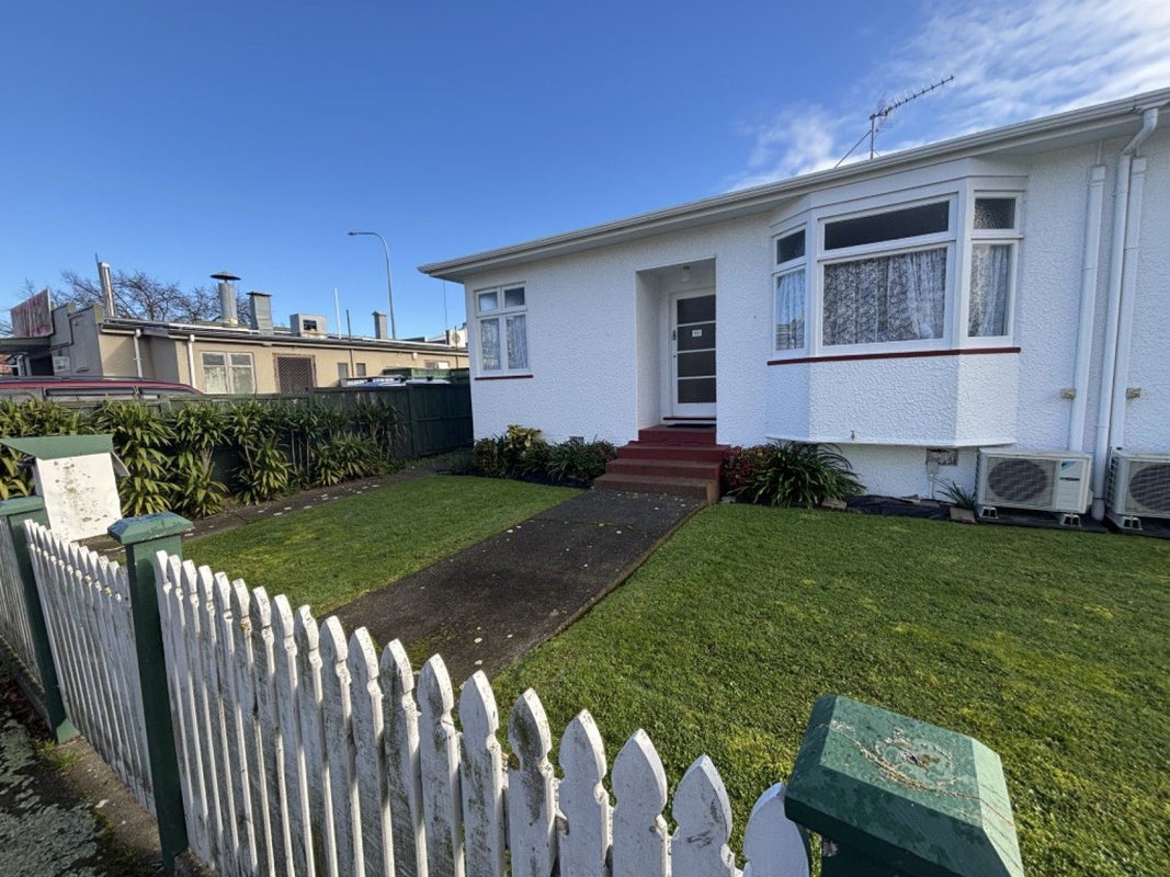 1 Terrace Street, Roslyn, Palmerston North - Carousel 1