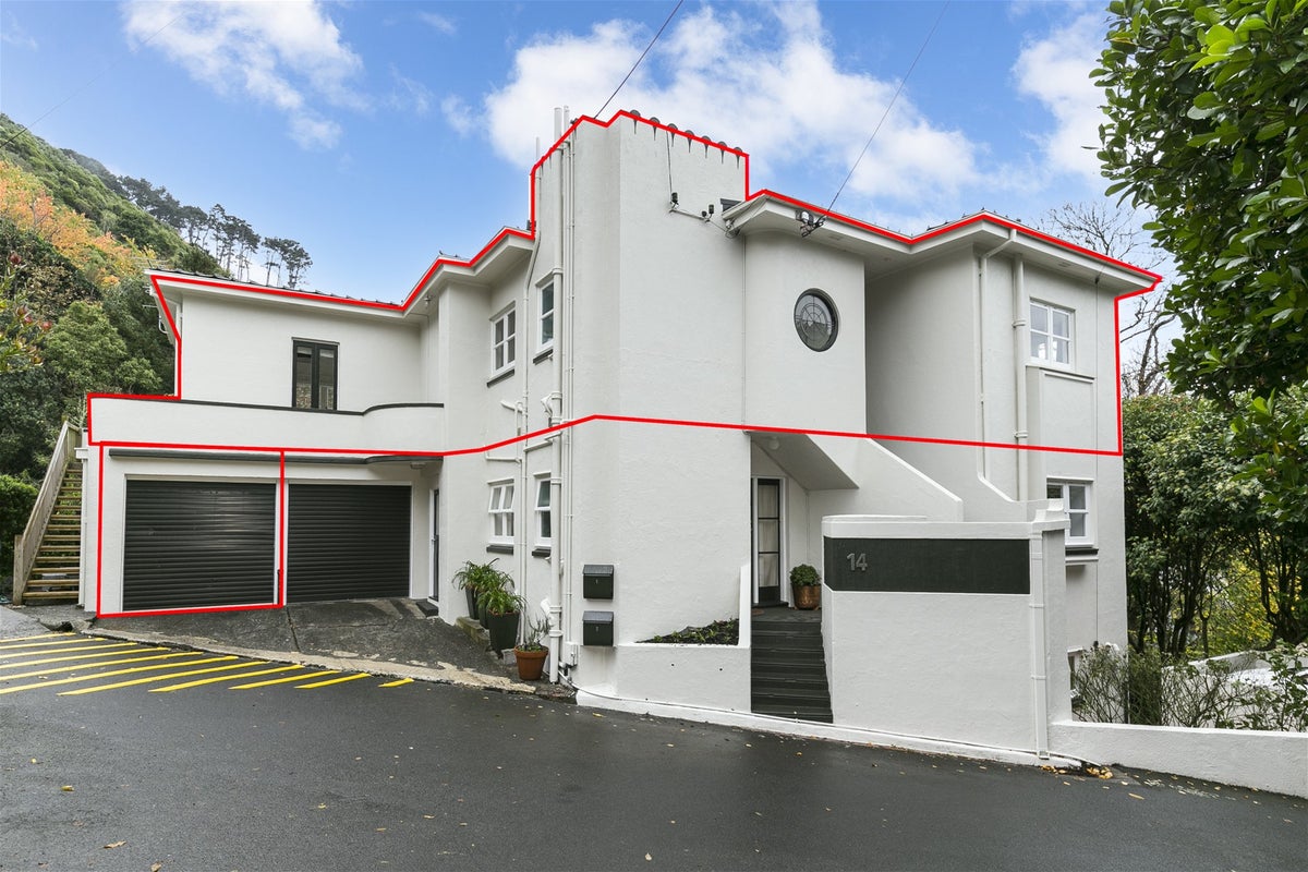 1/14 Upton Terrace, Thorndon, Wellington - Carousel 1