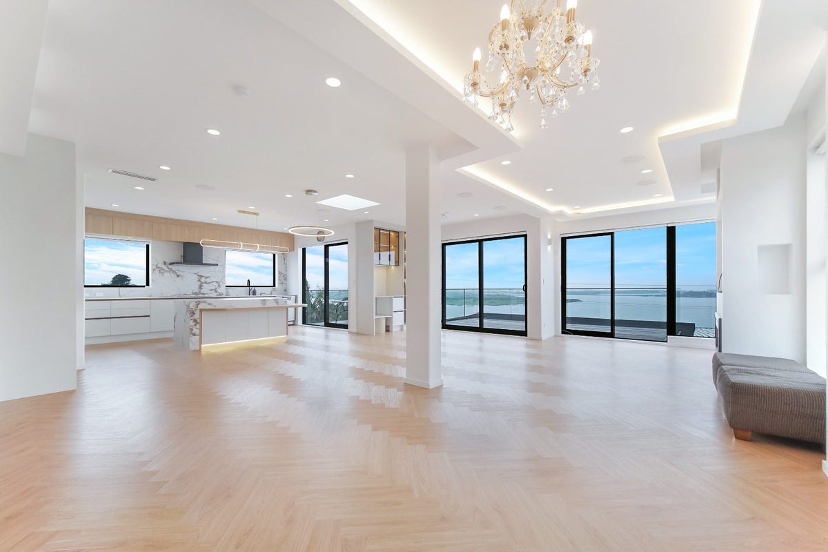 328A Hillsborough Road, Hillsborough, Auckland - Carousel 2