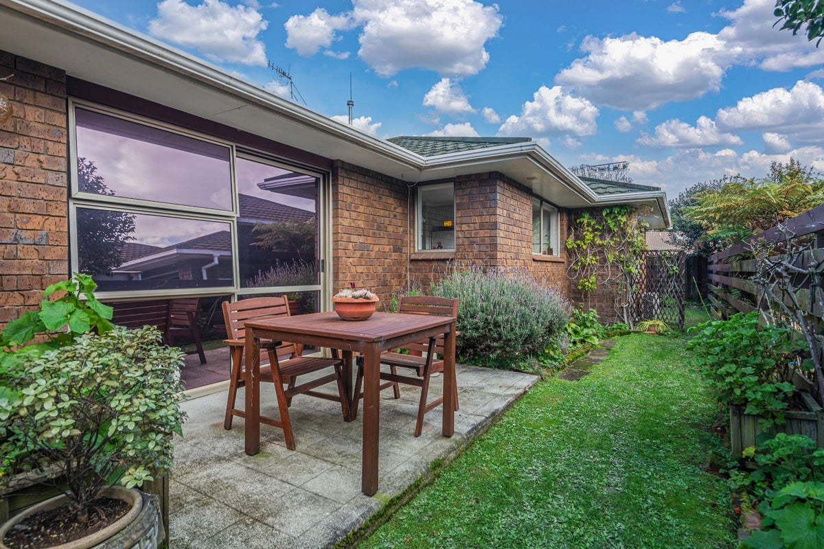 5 Huhana Court, Hokowhitu, Palmerston North - Carousel 11