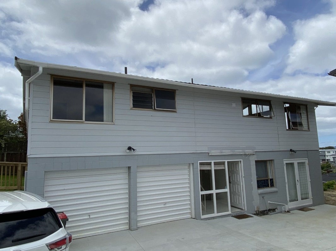 40 Grenada Avenue, Forrest Hill, Auckland - Carousel 1