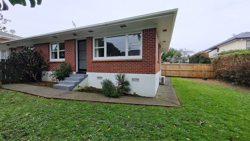 3/202 Campbell Road, Greenlane, Auckland - Carousel 1