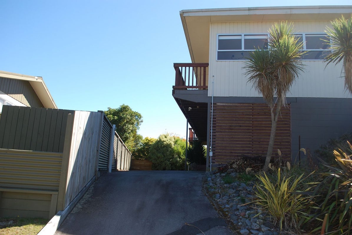 5 Richmond Avenue, Richmond Heights, Taupo - Carousel 1
