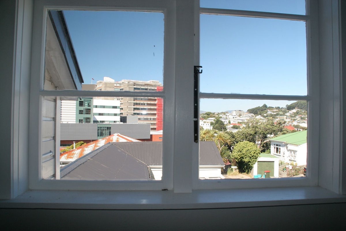 225 Adelaide Road, Newtown, Wellington - Carousel 13
