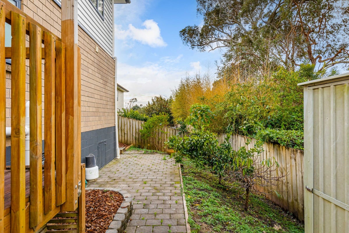 28 Mili Way, Ranui, Auckland - Carousel 23