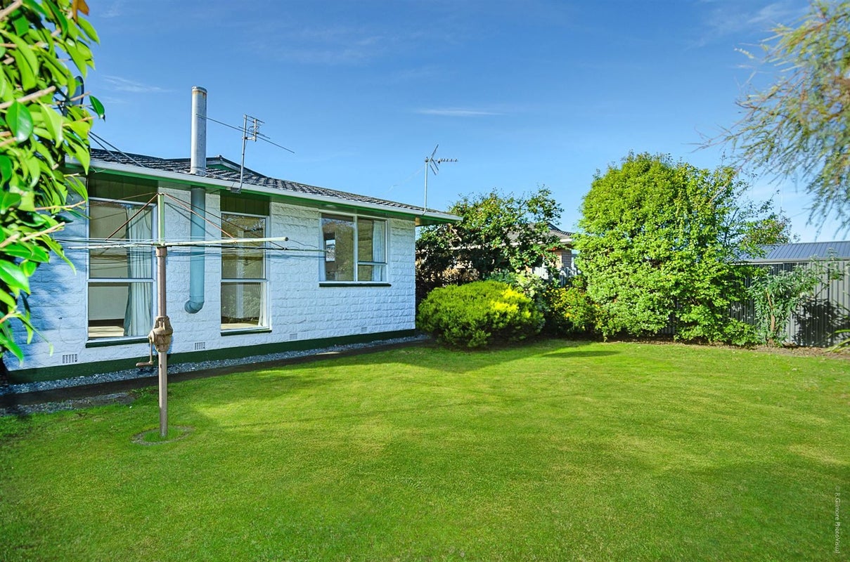 2/34 Pinewood Avenue, North New Brighton, Christchurch - Carousel 2